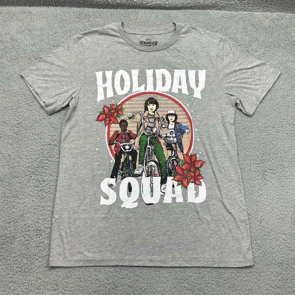 Stranger Things Men's Size Large Shirt Netflix Holiday Squad CHRISTMAS T-Shirt
